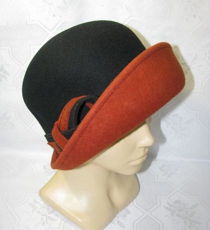 Шляпа Кардина W33-1 черно-терракот